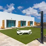 Lola Family Lajares Irent Fuerteventura * La Oliva