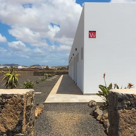 Lola Family Lajares Irent Fuerteventura 公寓